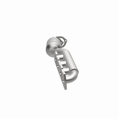 MagnaFlow Conv DF 02-04 VW Passat 4.0L Magnaflow
