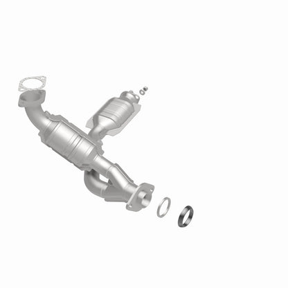 MagnaFlow Conv DF 01-02 Mitsu Montero 3.5L Magnaflow