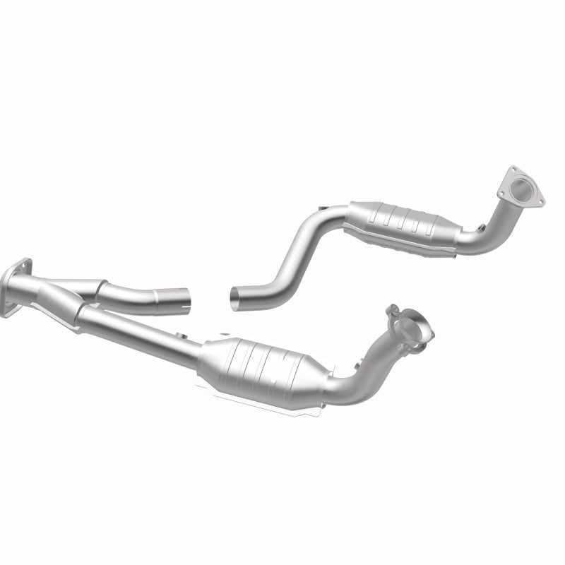 MagnaFlow Conv DF 03-06 Chevy SSR 5.3/6.0 OEM Magnaflow
