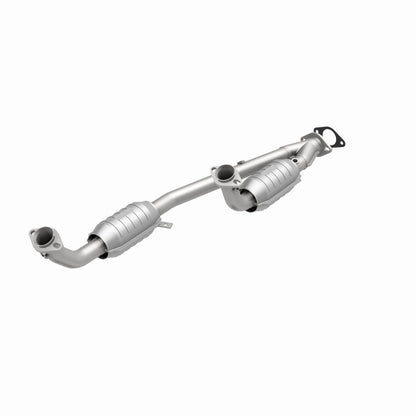 Magnaflow 95-97 Ford Windstar 3.8L Direct Fit Converter Magnaflow