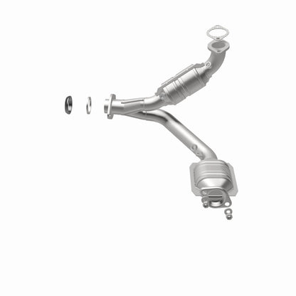 MagnaFlow Conv DF 01-02 Mitsu Montero 3.5L Magnaflow