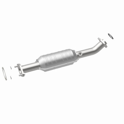Magnaflow Conv DF 98-00 Niss Pathfinder 3.3L Magnaflow