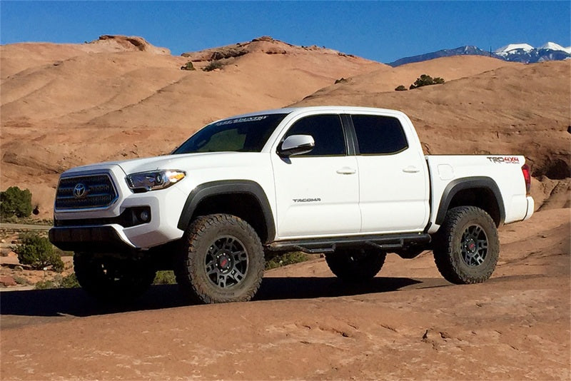 Tuff Country 05-23 Toyota Tacoma 4X4 & Prerunner 3in Lift Kit w/Control Arms (Excl TRD Pro SX6000)