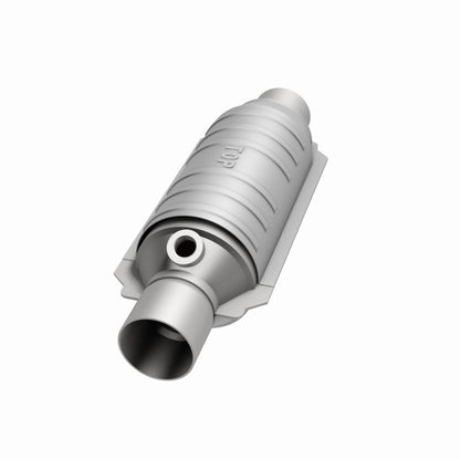 Magnaflow Conv Univ 2.25 1/O2 CA Magnaflow