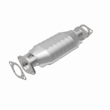 Load image into Gallery viewer, MagnaFlow Nissan Direct-Fit Catalytic Converter