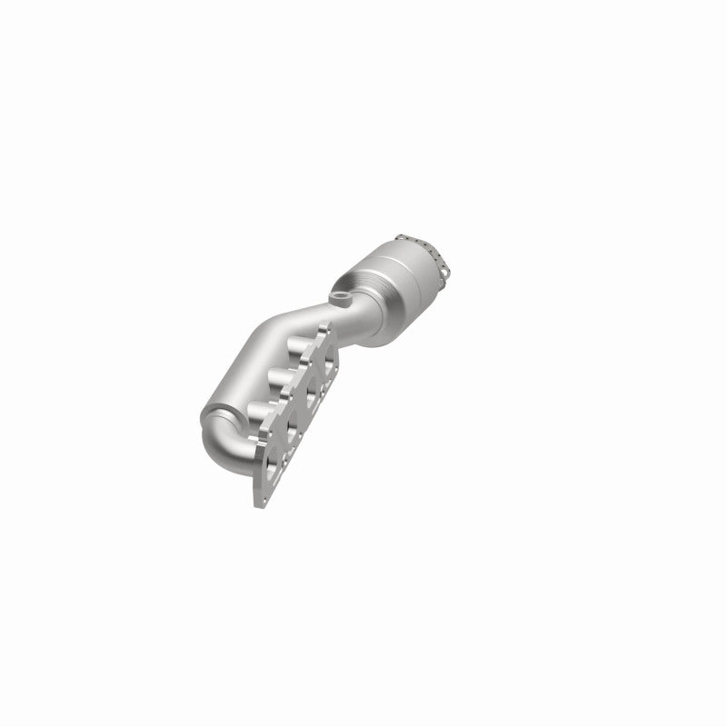 MagnaFlow Conv DF 02-04 VW Passat 4.0L Magnaflow