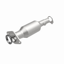 Load image into Gallery viewer, Magnaflow 01-03 Toyota Prius 1.5L OEM Grade Direct-Fit Catalytic Converter