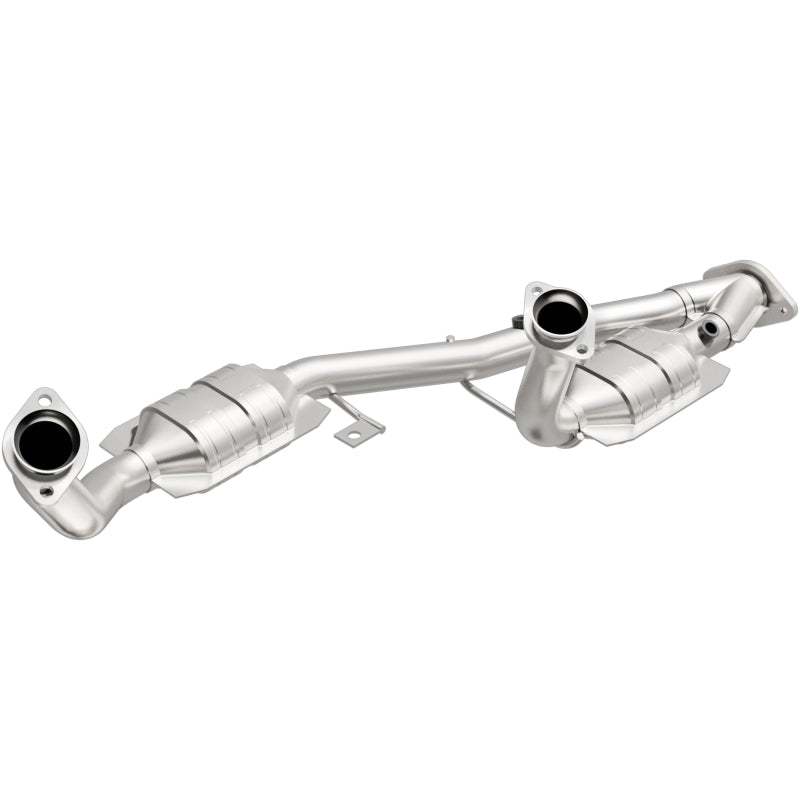 Magnaflow 95-96 Ford Windstar 3.0L Direct Fit Converter Magnaflow