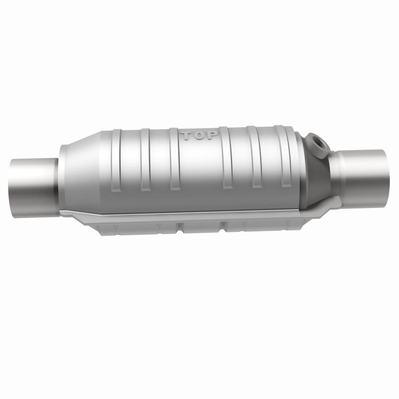 Magnaflow Conv Univ 2.25 1/O2 CA Magnaflow