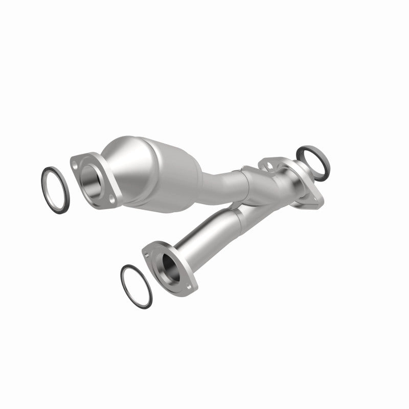 MagnaFlow Conv DF 01-03 Highlander 3L rr OEM Magnaflow