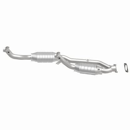Magnaflow 99-00 Ford Windstar 3.0L Direct Fit Converter Magnaflow