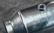 Load image into Gallery viewer, Magnaflow California Grade CARB Universal Catalytic Converter - 2in In / 2in Out / 11in Long