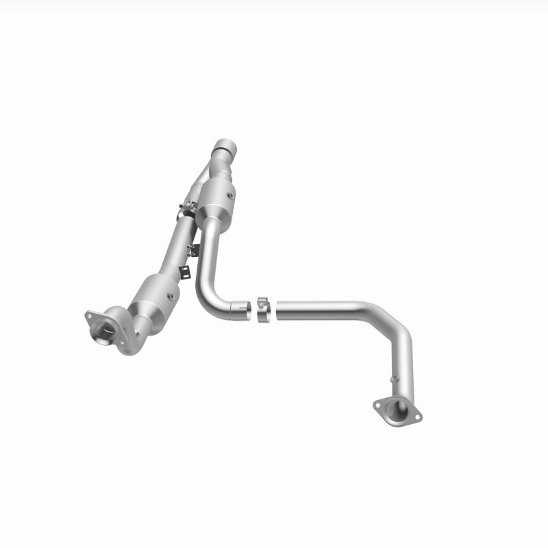 Magnaflow 14-18 2500 V8 6.4 OEM Underbody Direct Fit Converter Magnaflow