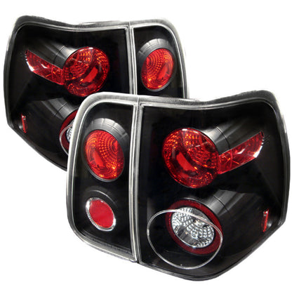 Spyder Lincoln Navigator 03-06 Euro Style Tail Lights Black ALT-YD-LN03-BK SPYDER