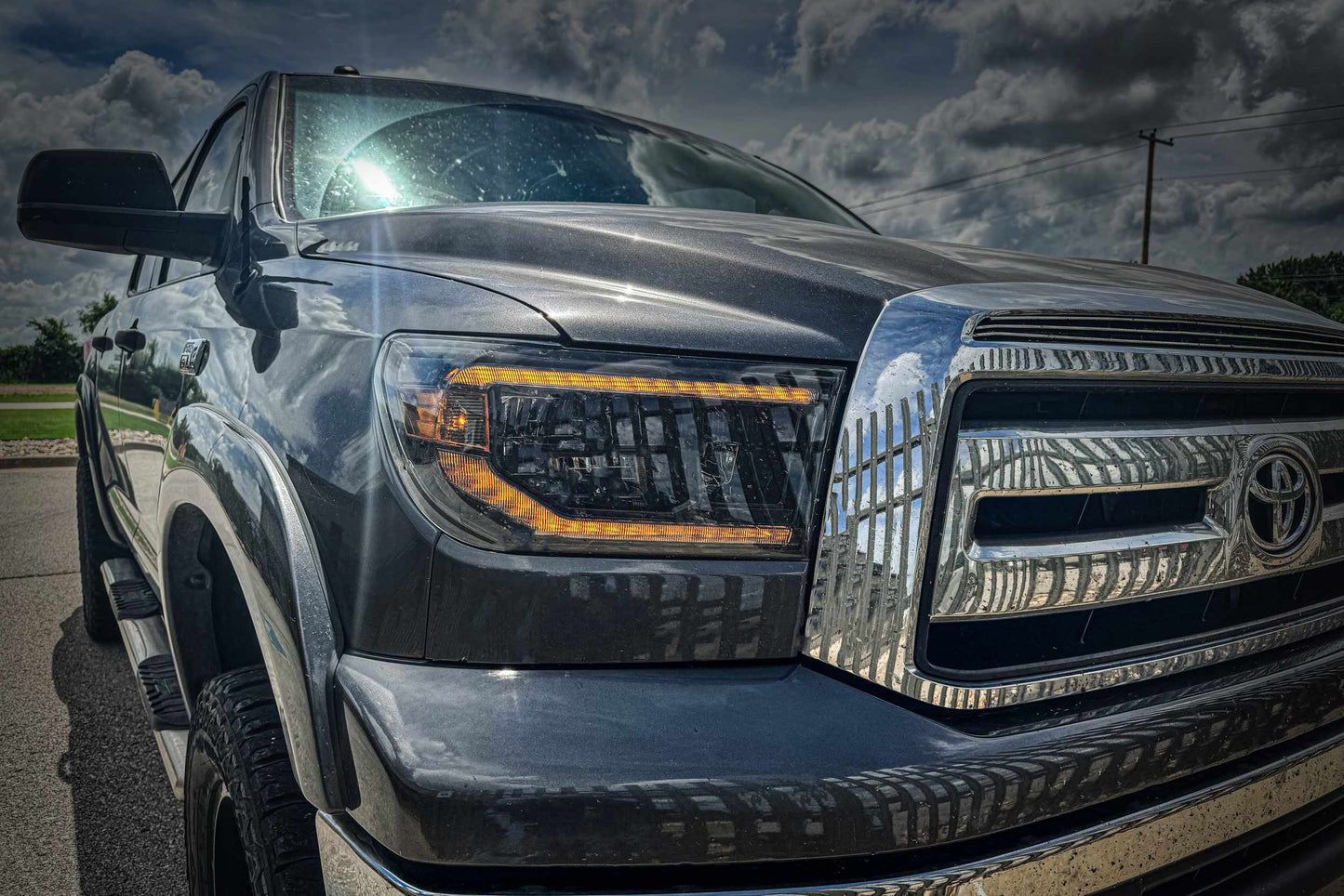 XB LED Headlights: Toyota Tundra (07-13 / Amber DRL / Set)