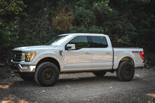 Load image into Gallery viewer, Tuff Country 21-23 Ford F-150 4x4 3in Front Lift Kit with Shocks