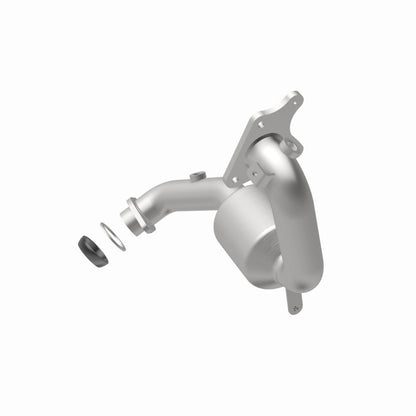 Magnaflow Conv DF 2015 Juke L4 1.6L OEM Magnaflow