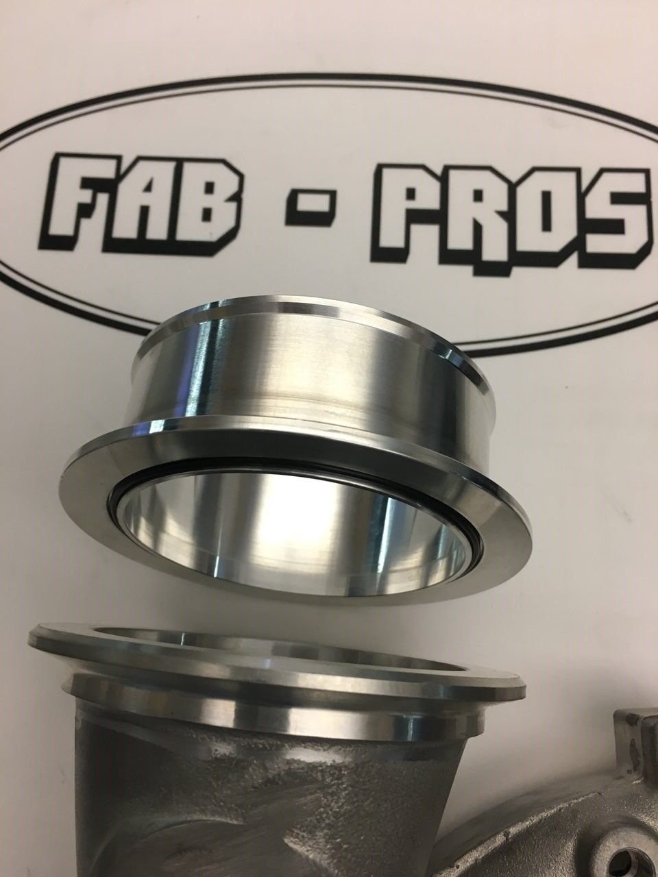 BorgWarner V-Clamp Assembly 59001095212