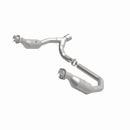MagnaFlow Conv Direct Fit 06-07 Ram 1500 4.7L Underbody Magnaflow