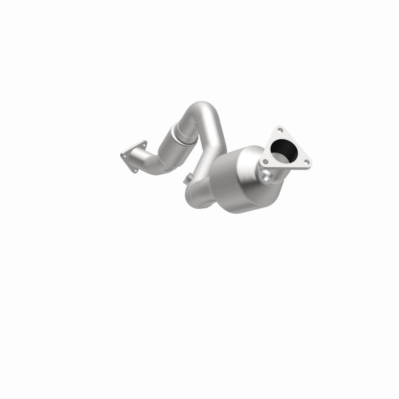 MagnaFlow Conv DF 07 VW Touareg 3.6L Front close Magnaflow