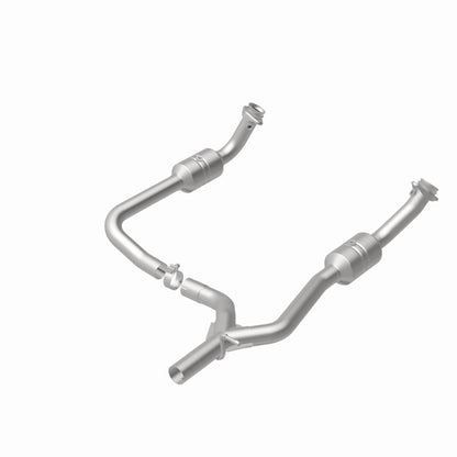 Magnaflow 09-14 Ford E-250 4.6L Direct Fit Converter Magnaflow