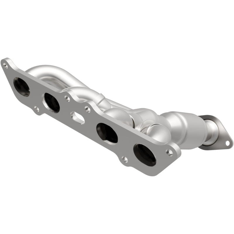 MagnaFlow OEM Grade 12-17 Toyota Prius C Federal / EPA Compliant Manifold Catalytic Converter Magnaflow