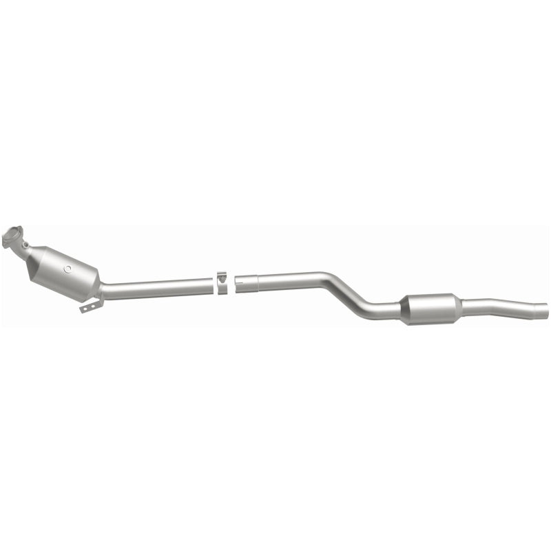 Magnaflow 2011 C300 V6 3 OEM Underbody Direct Fit Converter Magnaflow