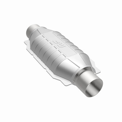 MagnaFlow Conv Universal 2.25in Inlet/Outlet Center/Center Oval Magnaflow