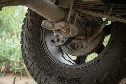 DV8 Offroad 16-23 Toyota Tacoma Rear Shock Skid Plates