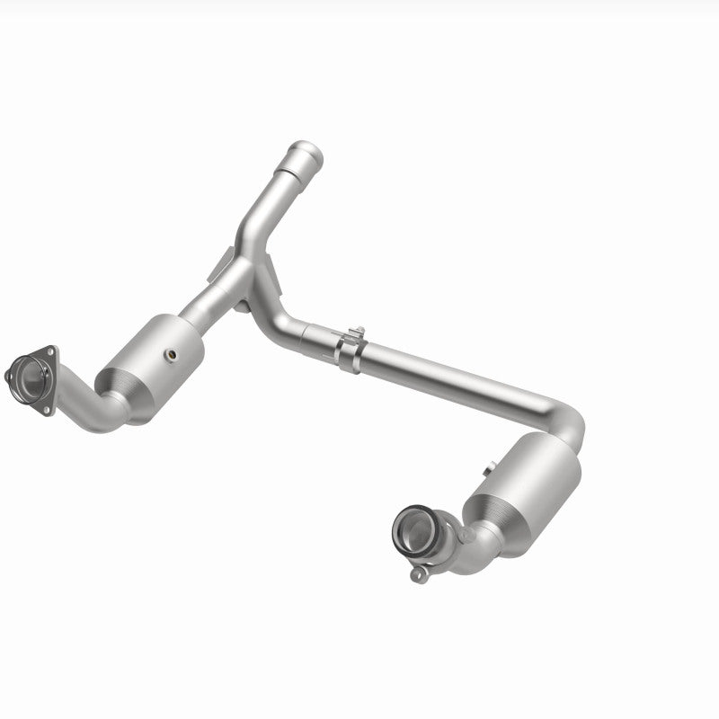 Magnaflow 19-20 GMC Sierra 1500 Single Underbody 4.3L/5.3L Direct Fit Catalytic Converter Magnaflow