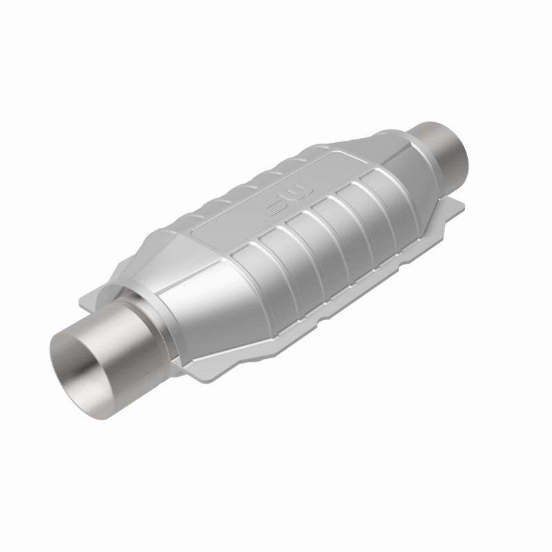MagnaFlow Conv Universal 2.25in Inlet/Outlet Center/Center Oval Magnaflow