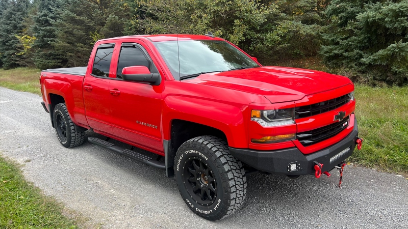 Fishbone Offroad 07-18 Chevrolet Silverado 1500/2500/3500 Double Cab Oval Side Steps -Black Textured Fishbone Offroad