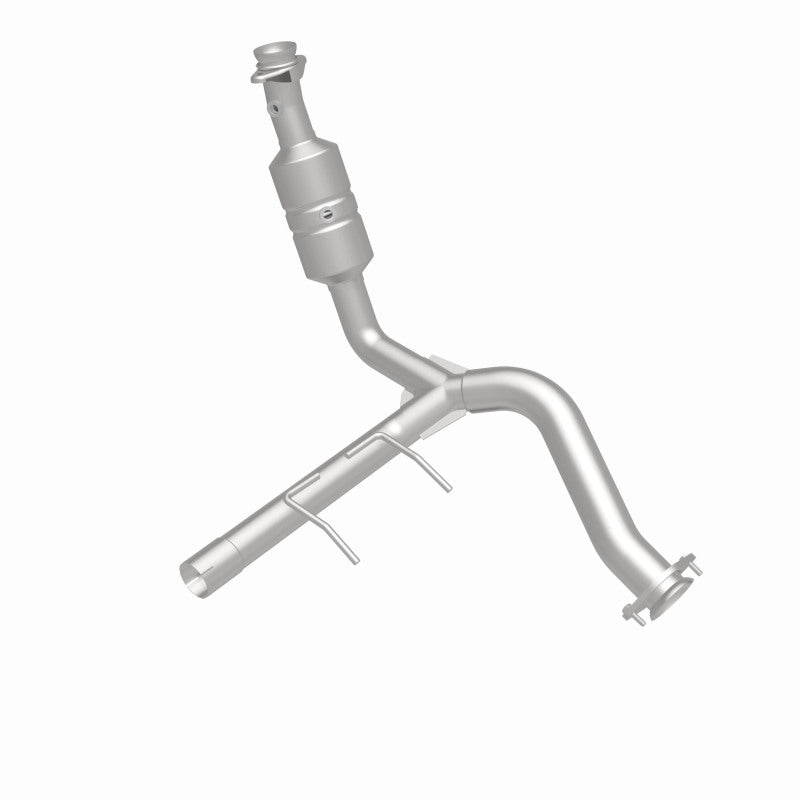 Magnaflow Conv DF 2009 f-150 V8 5.4 OEM Underbody Magnaflow