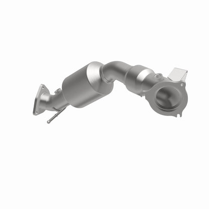 MagnaFlow 13-15 Land Rover LR2 2.0L CARB Compliant Direct Fit Catalytic Converter Magnaflow