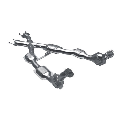 Magnaflow Conv DF 96-98 4.6L *California* Magnaflow