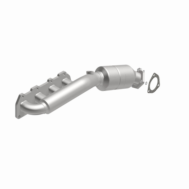 MagnaFlow Conv DF 02-04 VW Passat 4.0L Magnaflow