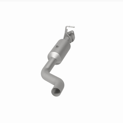MagnaFlow 22-24 Ford F-650 V8 7.3L Underbody Direct Fit Catalytic Converter Magnaflow