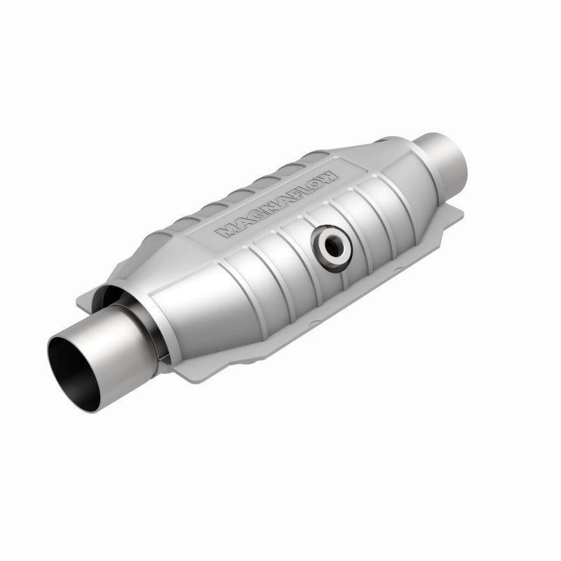 Magnaflow Conv Univ 2.50 Mid O2 Rear Magnaflow