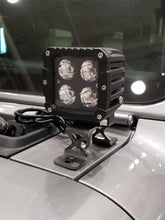 Load image into Gallery viewer, Deezee 18-23 Jeep JL Cowl Single Cube Light Bracket