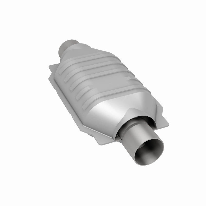 MagnaFlow Conv Univ 2.5in Inlet/Outlet Center/Center Oval 12in Body L x 7in W x 16in Overall L Magnaflow