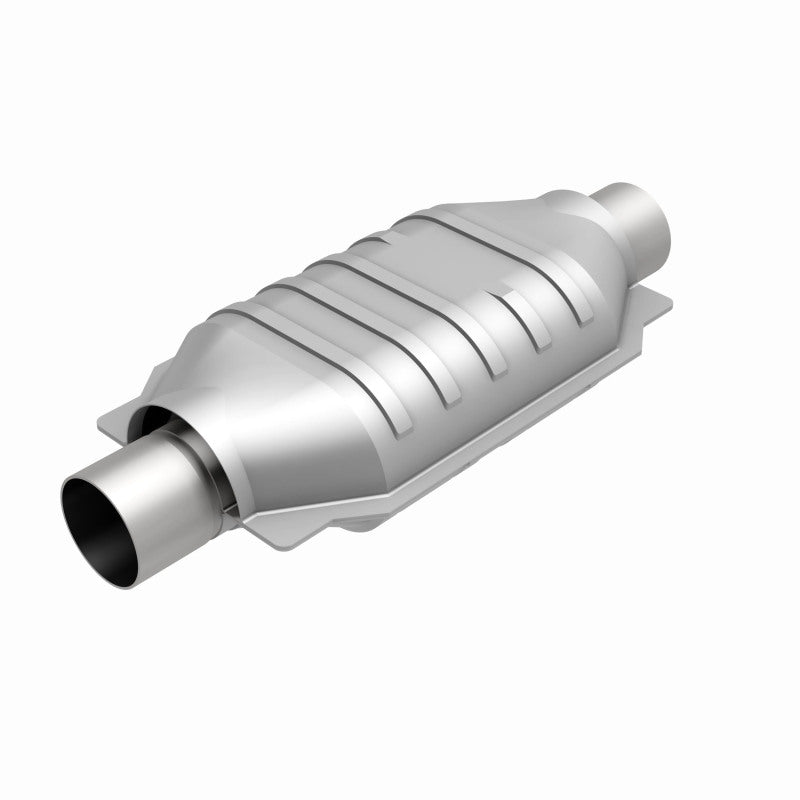 MagnaFlow Conv Univ 2.5in Inlet/Outlet Center/Center Oval 12in Body L x 7in W x 16in Overall L Magnaflow