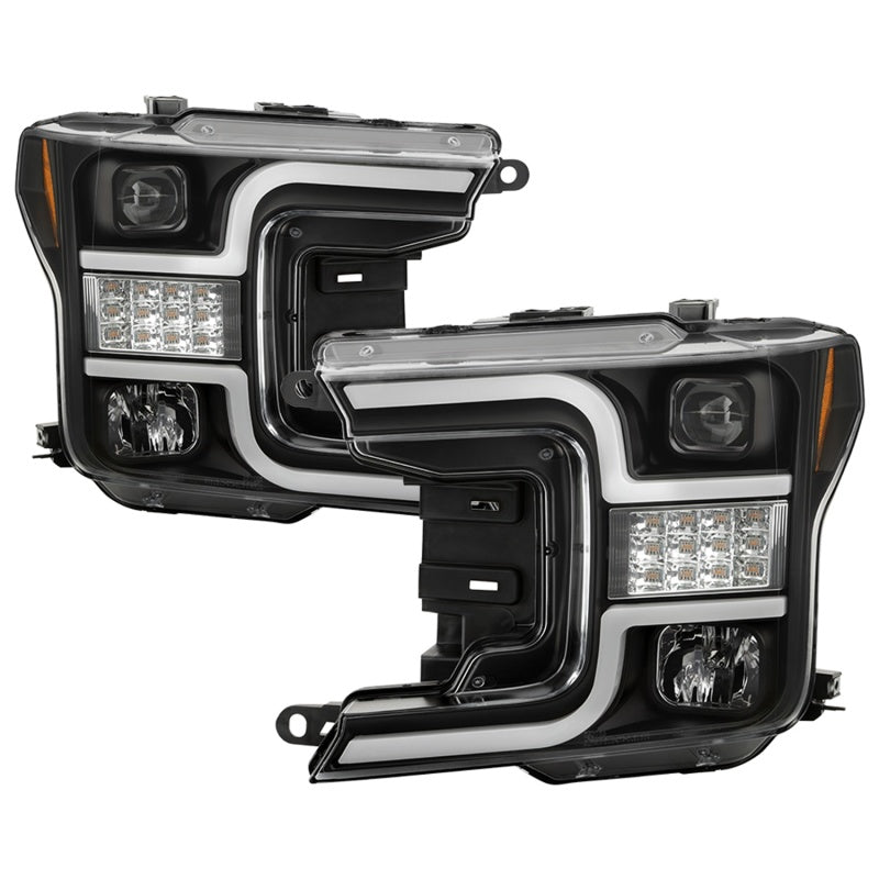 Spyder 18-19 Ford F-150 Proj Headlights - Halogen Model - LED Seq Turn - Blk PRO-YD-FF15018-LBSEQ-BK SPYDER