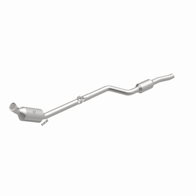 Magnaflow 2011 C300 V6 3 OEM Underbody Direct Fit Converter Magnaflow
