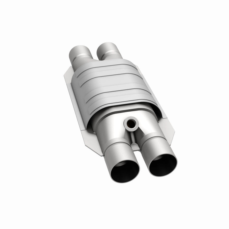 MagnaFlow Conv Univ 2 D/D W/O2 Boss Magnaflow