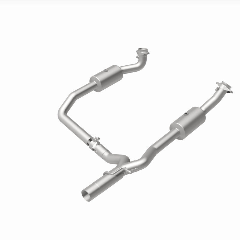 Magnaflow 09-13 Ford E-350 Super Duty V10 6.8 OEM Underbody Direct Fit Catalytic Converter Magnaflow