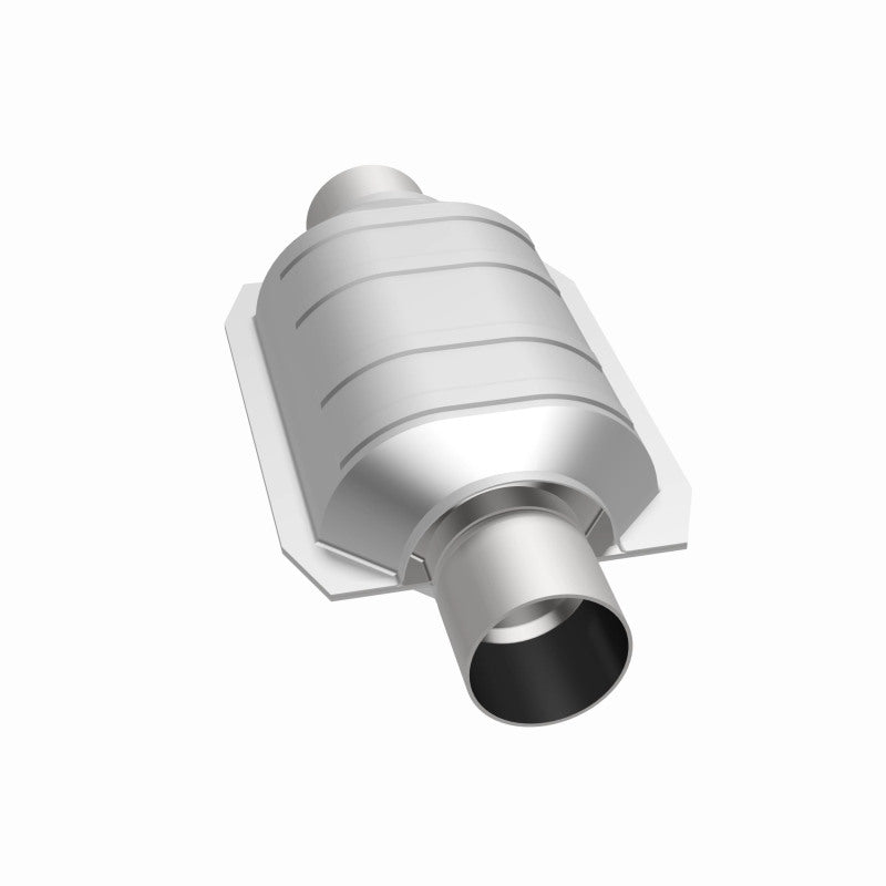 MagnaFlow Conv Univ 2.25 inch Inlet/Outlet Center/Center Oval (CA OBDII) Magnaflow