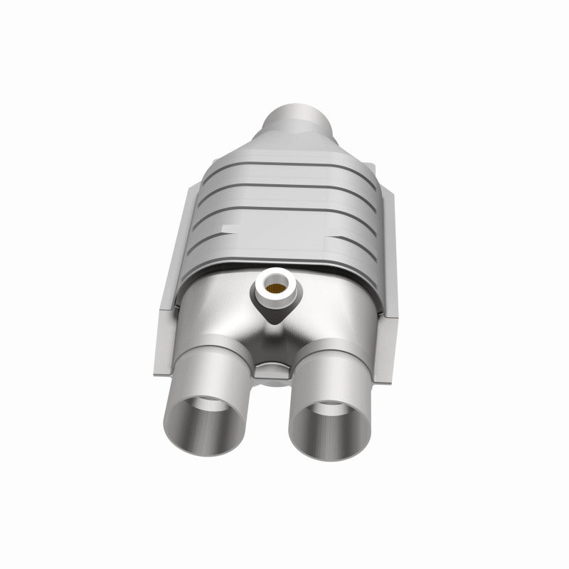 MagnaFlow Conv Univ 2/2.5 Single O2 Boss Magnaflow