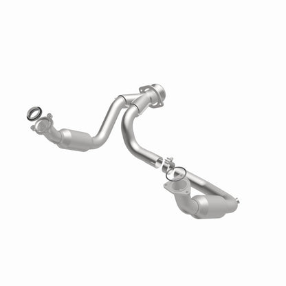 Magnaflow 09-10 Cadillac Escalade 6.2L Direct Fit Converter Magnaflow