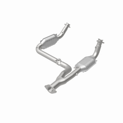 MagnaFlow Conv DF 00-01Tahoe/Yukon V8 5.7L Magnaflow