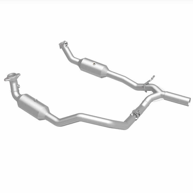 Magnaflow 17-18 Ford E-350 6.8L Direct Fit Converter Magnaflow